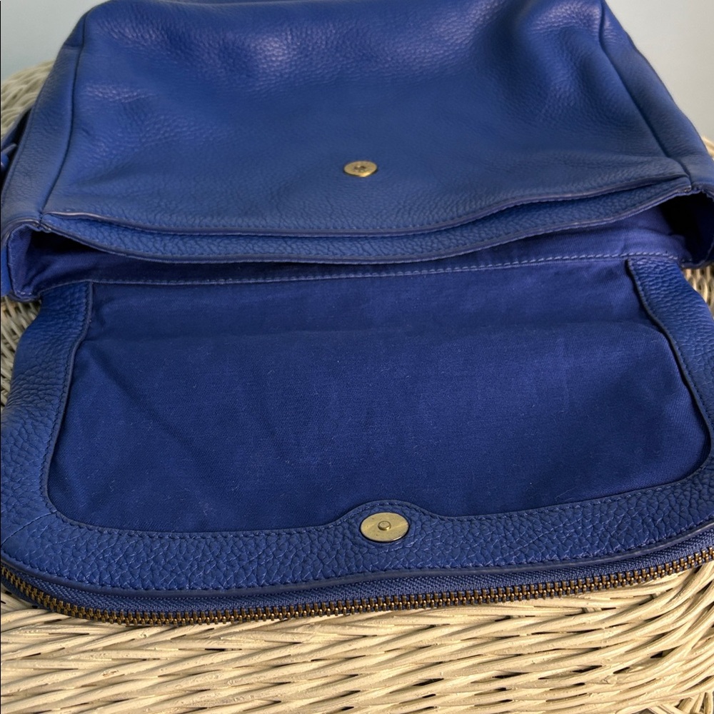 Fossil Blue Leather Preston Crossbody Bag - Picture 9 of 12